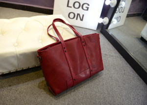 B244 IDR.185.OOO MATERIAL PU SIZE L42-46CMXH26CMXW13CM WEIGHT 750GR COLOR BLACK,RED,BROWN (1)
