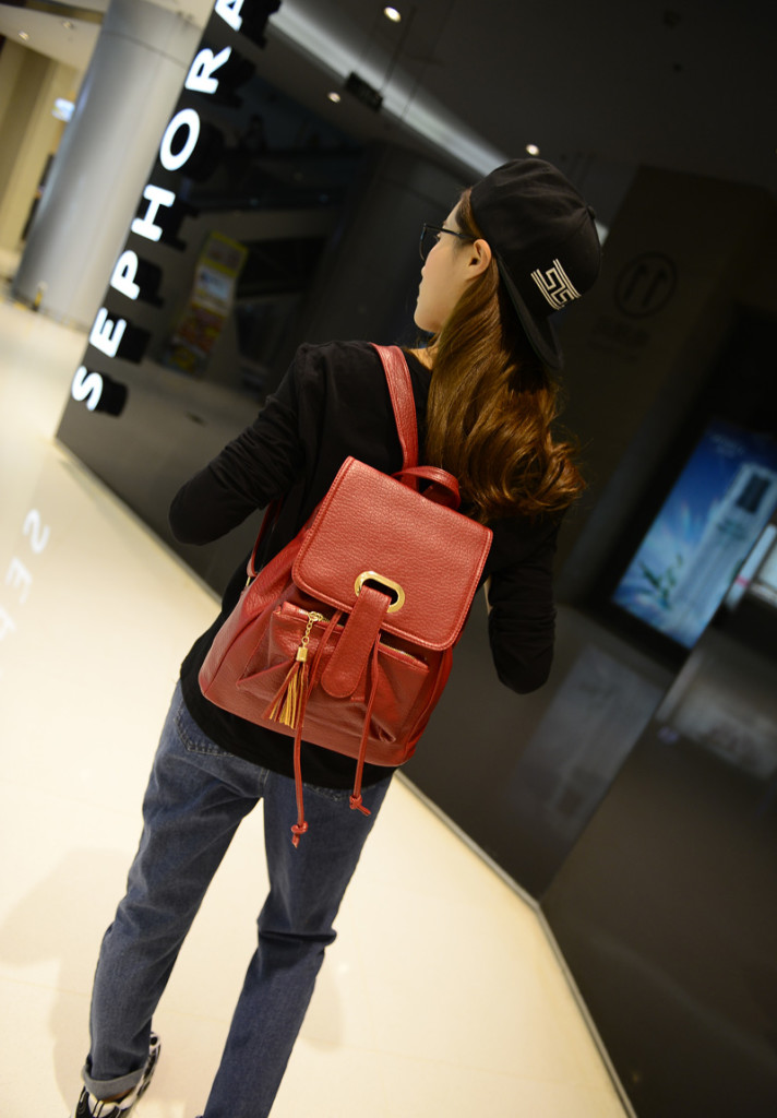 B246 IDR.170.000 MATERIAL PU SIZE L30XH31XW13CM WEIGHT 650GR COLOR RED.jpg