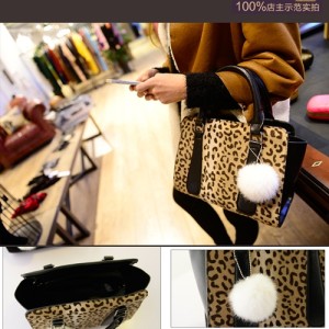 B276 IDR.19O.OOO MATERIAL VELVET SIZE L31-27CMXW22CMXH14CM WEIGHT 750GR COLOR BLACK,RED,BLUE,LEOPARD (2)