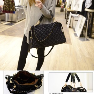 B299 IDR.2OO.OOO MATERIAL SEQUIN SIZE L38-40XH33XW10CM WEIGHT 750GR COLOR BLACK