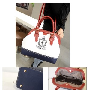 B688 IDR.218.OOO MATERIAL PU SIZE L32XH28XW13CM WEIGHT 800GR COLOR AS PHOTO