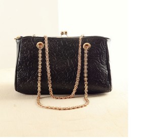 B8374 IDR.242.OOO MATERIAL PU SIZE L32XH20XW10CM WEIGHT 700GR COLOR GOLD,BLACK (1)