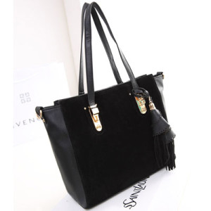 B8383 IDR.2O5.OOO MATERIAL PU+VELVET SIZE L32XH28XW11CM WEIGHT 700GR COLOR BLACK