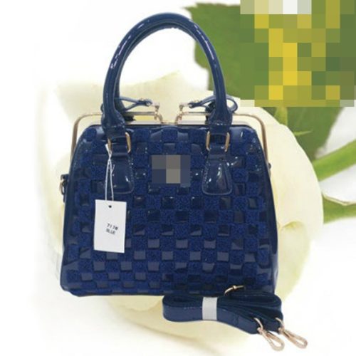 BTH717LV IDR.255.000 MATERIAL PU SIZE L30XH25X15CM WEIGHT 1400GR COLOR BLUE